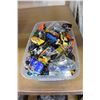 Image 1 : SMALL TOTE OF HOT WHEELS