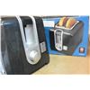 Image 2 : BLACK AND DECKER TOASTER