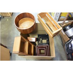 LOT OF WALL BOXES AND WOOD BOXES