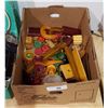Image 1 : LARGE LOT OF BAKELITE & CATALIN