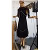 Image 1 : MANNEQUIN LADY DRESSED TO KILL