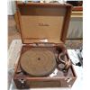 Image 1 : PORTABLE SILVERTONE RECORD PLAYER