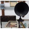 Image 1 : ATWATER KENT RADIO & HORN SPEAKER & ADVERTISEMENT