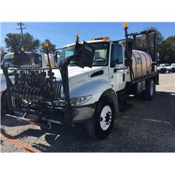 2003 INTERNATIONAL 4400 Sprayer Truck, VIN/SN:1HTMKAAR13H573383 - S/A, Int. DT466 engine, Allison A/
