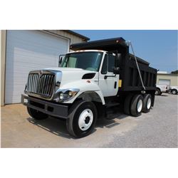 2010 INTERNATIONAL 7400 WorkStar Dump Truck, VIN/SN:1HTWHAAR1AJ245071 - T/A, 7.6L 300 HP Int. Maxxfo