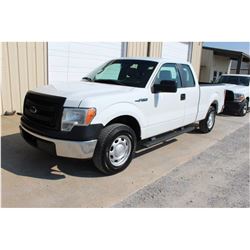 2013 FORD F150 Pickup Truck, VIN/SN:1FTEX1CM4DFC14126 - ext. cab, V6 gas, A/T, AC, 52,339 odometer r