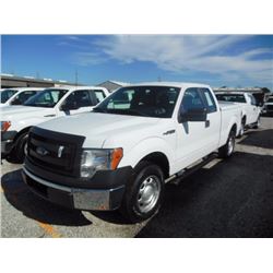2013 FORD F150 Pickup Truck, VIN/SN:1FTEX1CM5DFC14099 - ext. cab, V6 gas, A/T, AC, bed cover, 53,960
