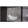 Image 1 : 12" X 12" STATUARY WHITE MOSAIC 5/8" X 5/8", 50 PCS