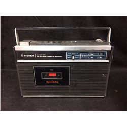 VINTAGE SOLID STATE AM/FM 2 BAND Cassette Recorder (SILVER)