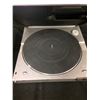 Image 2 : JVC L-E600    Fully-Automatic Linear Tracking Turntable