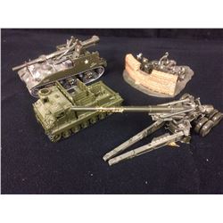 VINTAGE COLLECTIBLE WAR MODEL TOY LOT