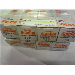 Lot of 8 Autolite Spark Plugs 725