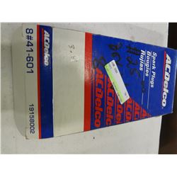 8 Spark Plugs 41-601