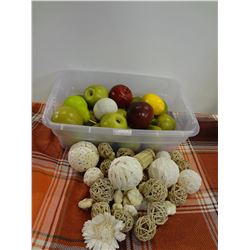 Lot of assorted table art