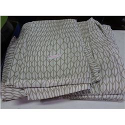 Pattern Queen Size Sheet Set