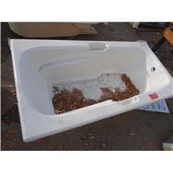 New Hytec Soaker Tub