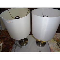 Set of two lamps