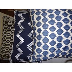 3 pillows whole home classic