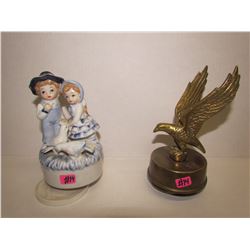 2 Musical Figurines
