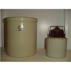 4 gallon medelta crock and medelta pickle crock