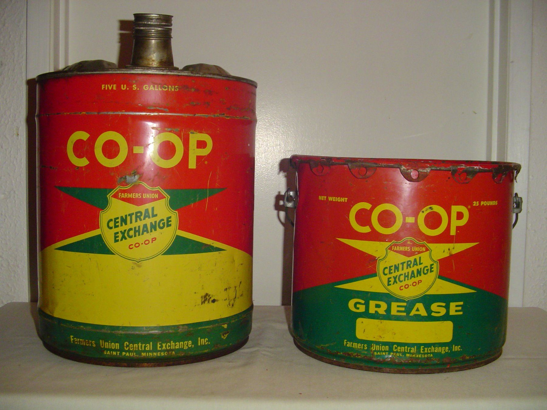 Co-op 5 gallon oil and 25 lb grease pails