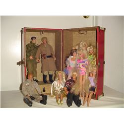 ld doll trunk full of barbies , ken and Gi joes