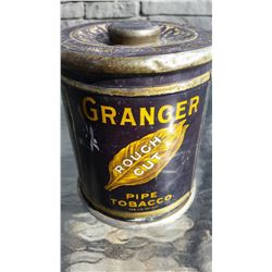 Granger Rough cut pipe tobacco tin- dog picture