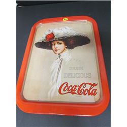 1909 Girl Printed Coca Cola Tray printed US 1971-473
