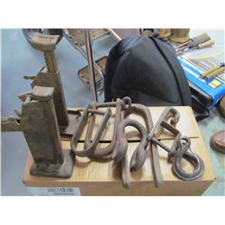 Clevesses and 2 auto jacks