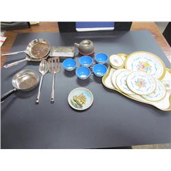 Ohio Co. Vintage child tea set and bake set