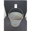 Image 2 : Old Galvanized Pail