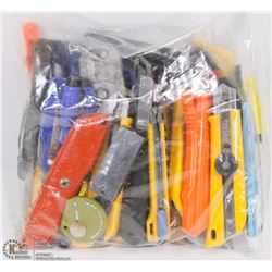 LARGE LOT OF ASSORTED  UTILITY KNIVES