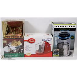NEW ITEMS BETTY CROCKER CHOPPER W/WARM