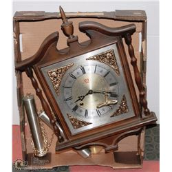 VINTAGE CHIME CLOCK.