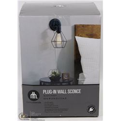 HOMETRENDS PLUG-IN WALL SCONCE WITH