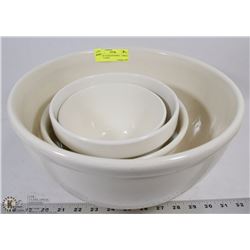 LOT OF 4 VINTAGE BOWLS - 3 SMALL AND 1 LARGE