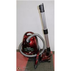 SHARK PROFESSIONAL VACUUM.