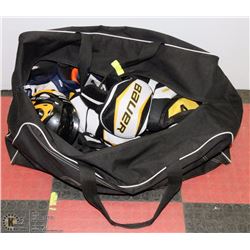 EASTON HOCKEY BAG W/BAUER FULL CAGE