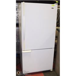 AMANA REFRIGERATOR WITH BOTTOM DRAWER FREEZER
