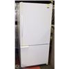 Image 1 : AMANA REFRIGERATOR WITH BOTTOM DRAWER FREEZER