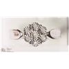 Image 3 : 4) TWO STERLING SILVER 7 DIAMOND FLORAL RINGS