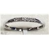 Image 2 : 8) 10K WHITE GOLD 5 DIAMOND BAND RING