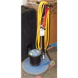 WINDSOR STORM DUAL SPEED FLOOR POLISHER.TOOLS
