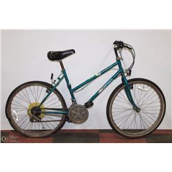 MCKINLEY GREEN  MOUNTAIN BIKE 24" TIRES