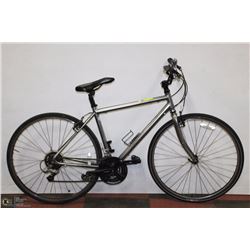 SPECIALIZED SIRRUS SPORT MOUNTAIN BIKE 26" TIRES