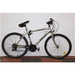 ARASHI CELSIUS 18 SPEED MOUNTAIN BIKE 26" TIRES