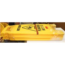 BUNDLE OF 3 WET FLOOR SIGNS AS THEY COME