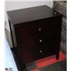 Image 3 : NEW HARLEY QUEEN SIZE 6 PC BEDROOM SUITE