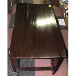 DARK WOOD COFFEE TABLE 43.5X23X18