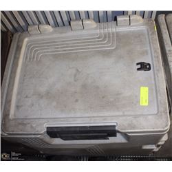 CAMBRO INSULATED HOT FOOD TRANSPORTERS
